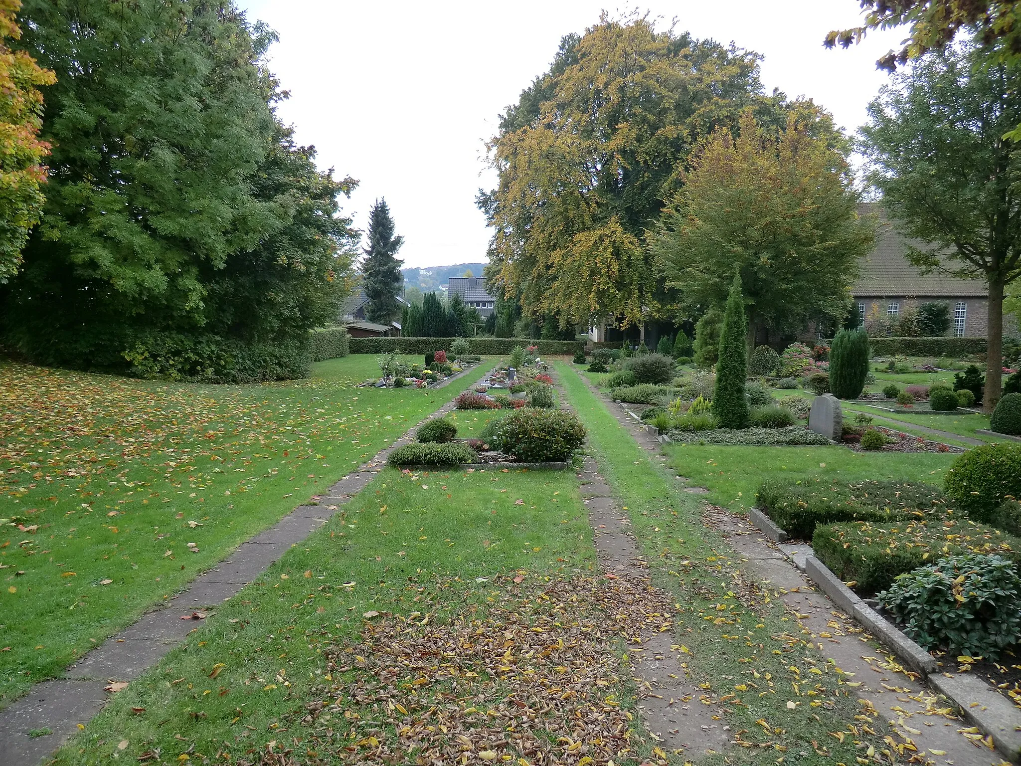 Photo showing: Friedhof Oetinghausen Milchstraße / Kreuzstraße