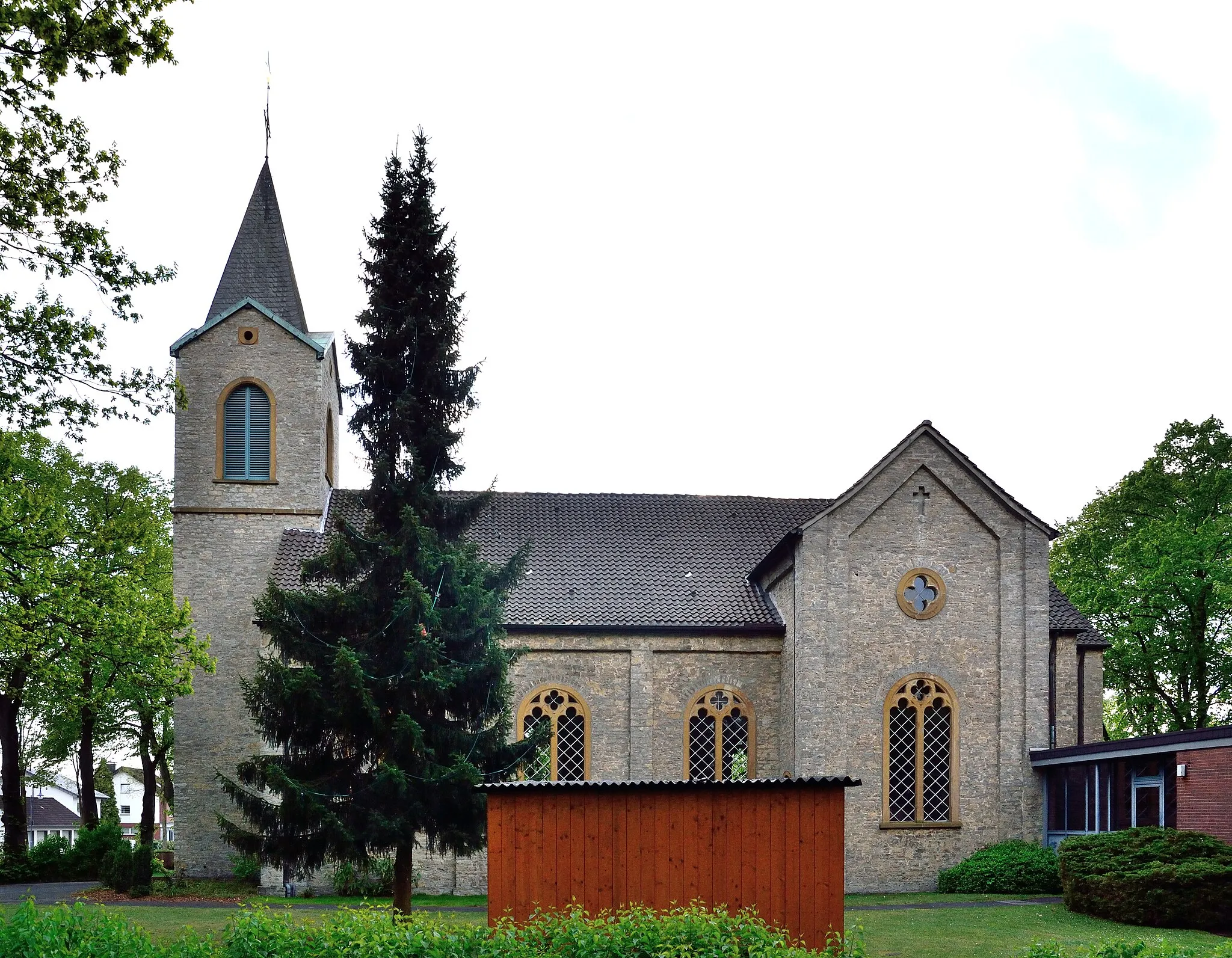 Photo showing: This is a photograph of an architectural monument. It is on the list of cultural monuments of Augustdorf, no. 2.
Evangelische Kirche Augustdorf