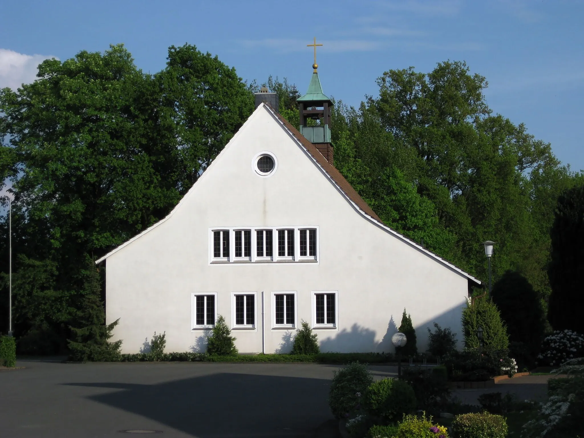 Photo showing: lutheran parish church Paul-Gerhard-Kapelle in Versmold-Hesselteich