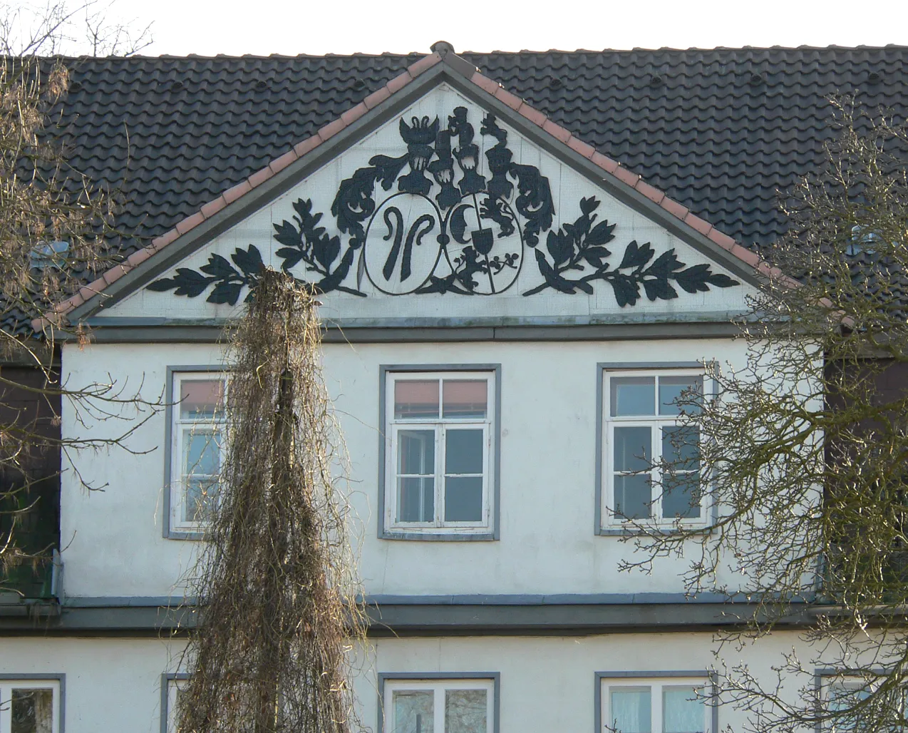 Photo showing: Herrenhaus Diedersen, Dreiecksgiebel