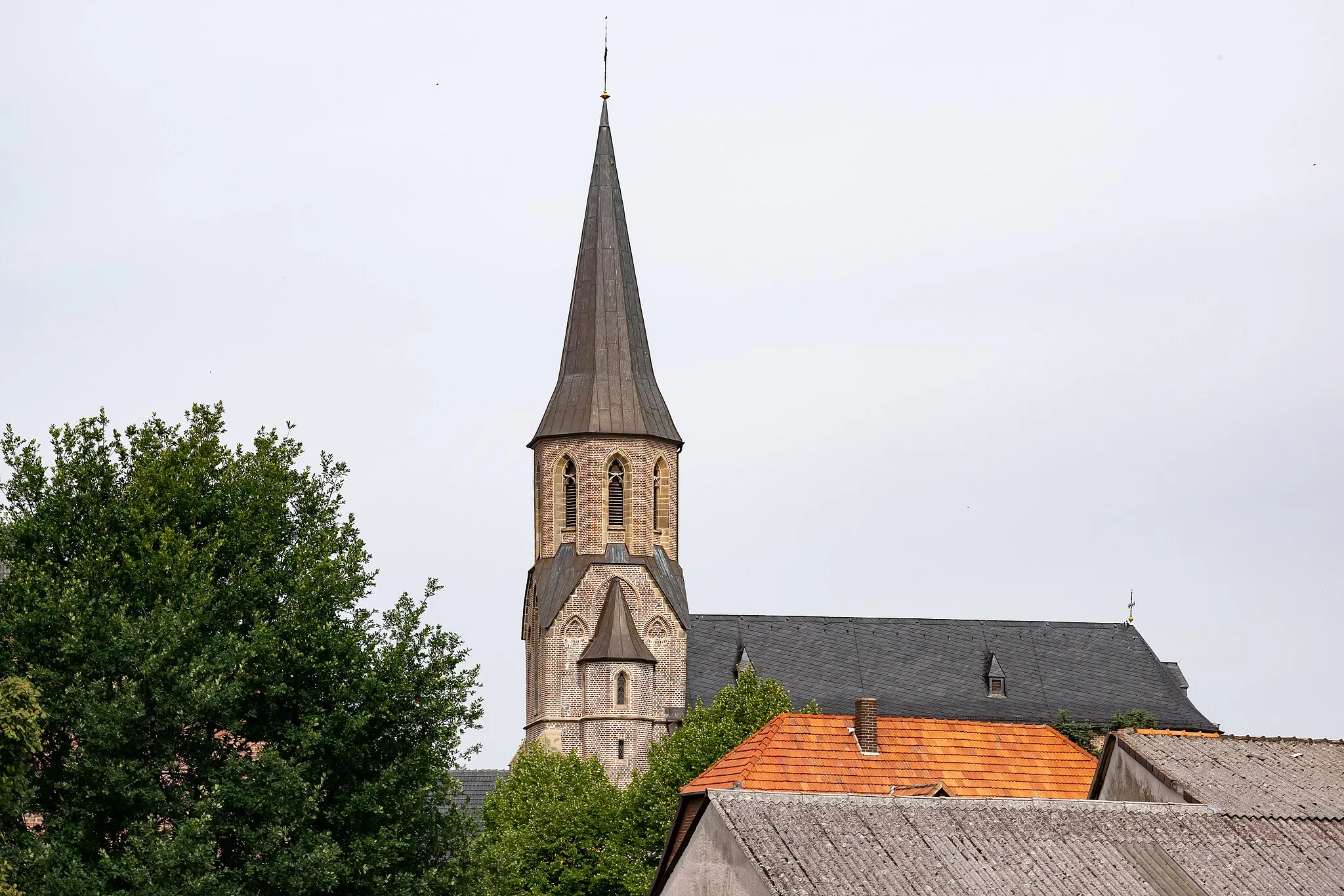 Photo showing: St. Katharina in Warburg-Dössel