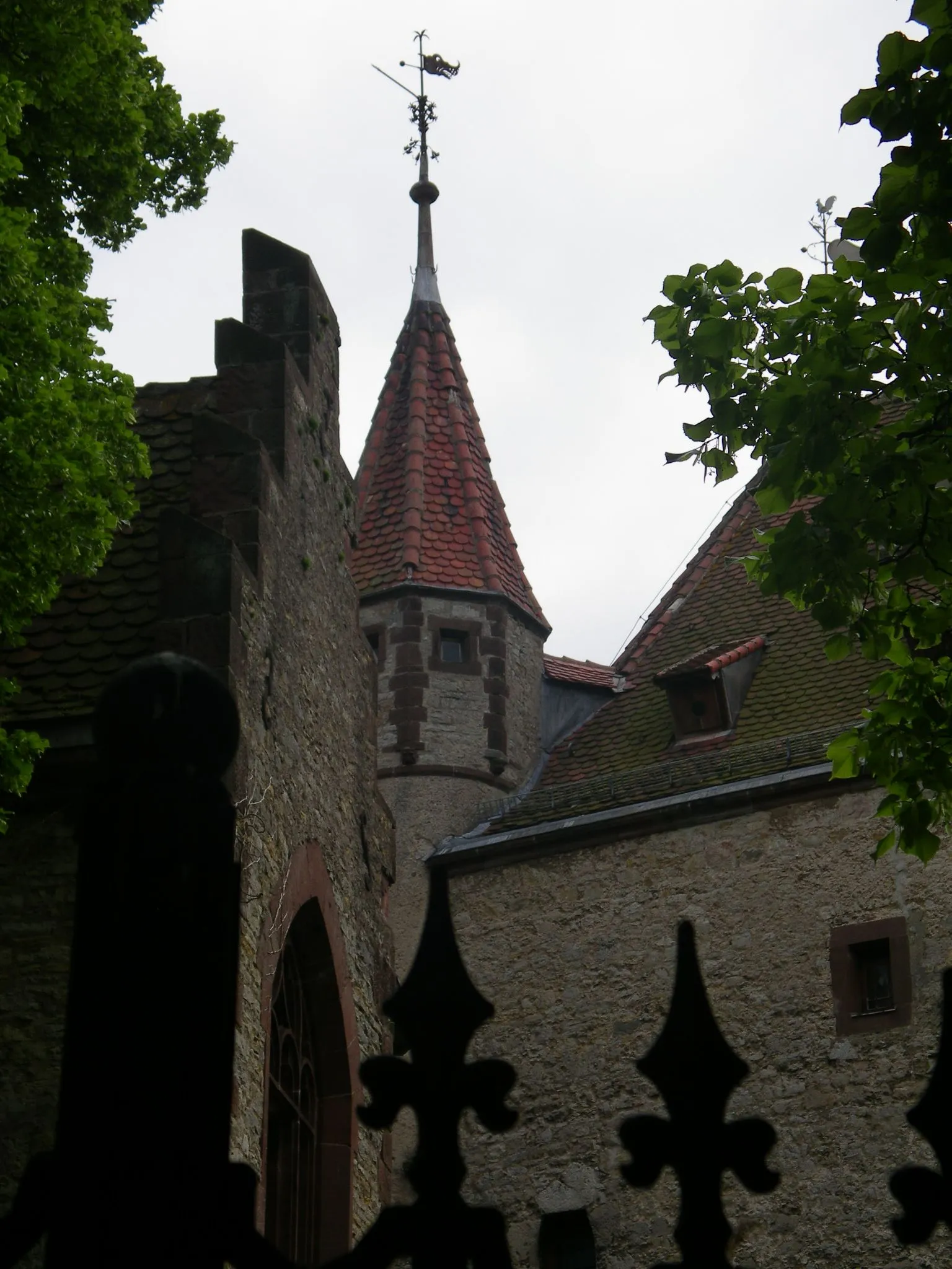 Photo showing: Burg Calenberg, Bergfried