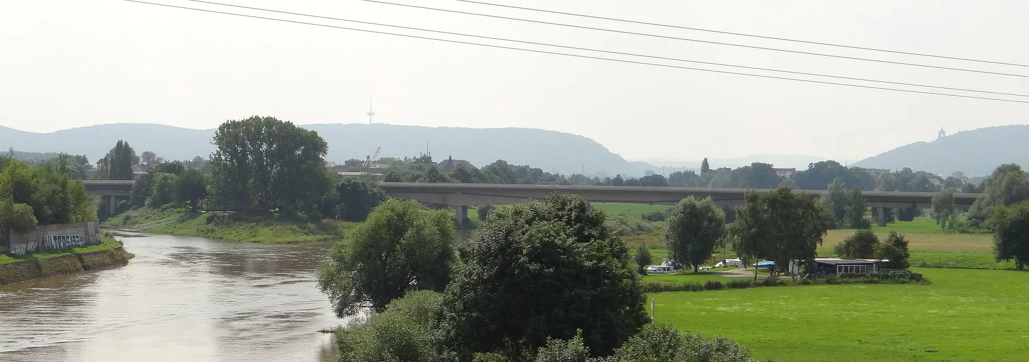 Photo showing: Gustav-Heinemann-Brücke in Minden, gesehen von Norden (von der Kanalbrücke).