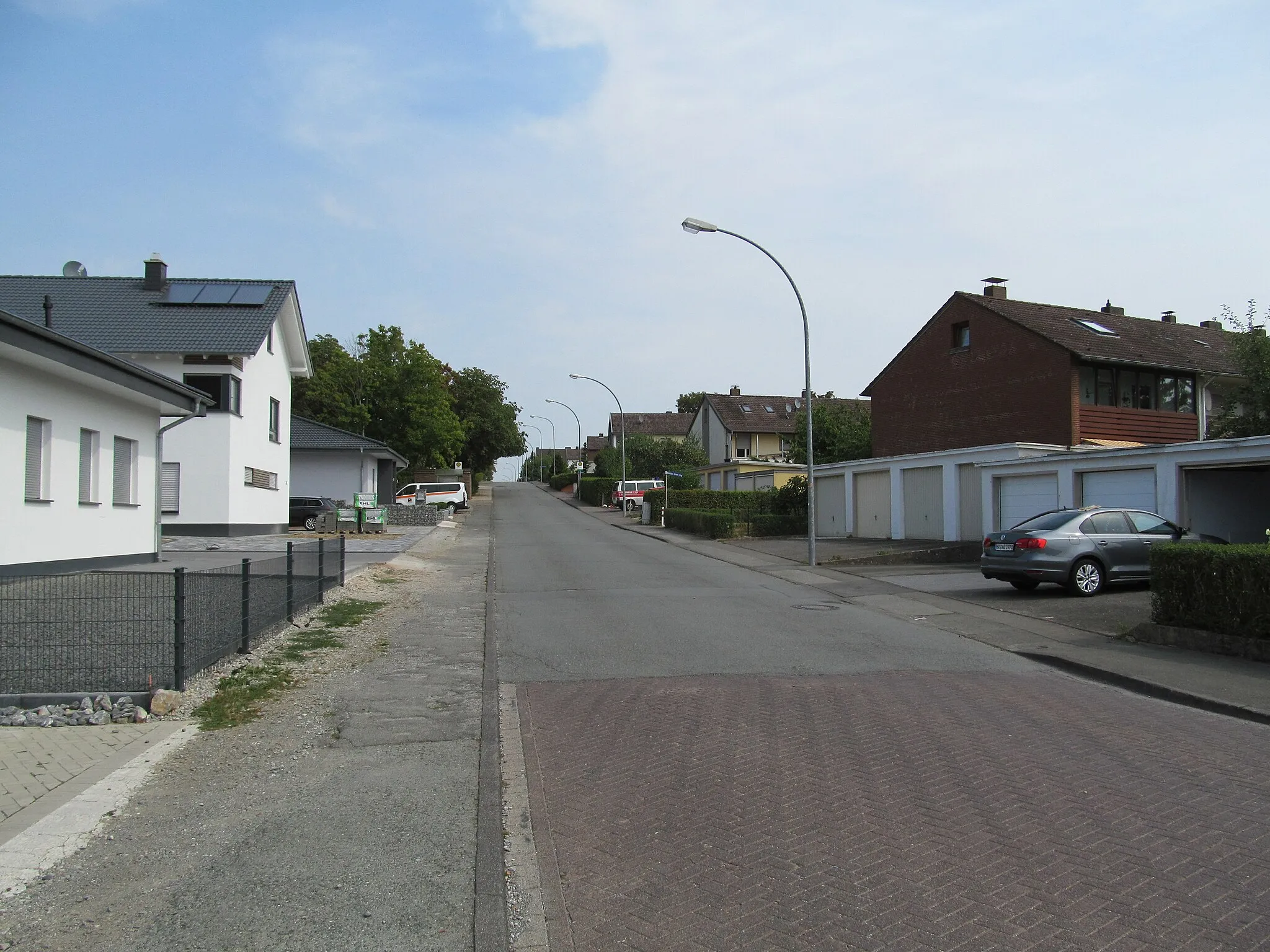 Photo showing: die Straße Uhlenbreite in Warburg, Blick nach Norden