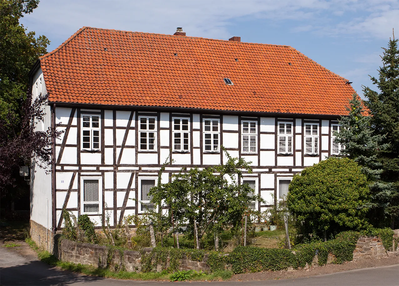 Photo showing: Ehemaliges Lippisches Zollhaus (später Schule) in Erder (Kalletal)