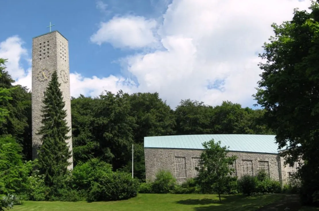 Photo showing: lutheran parish church Markuskirche in Bielefeld-Dornberg (Hoberge-Uerentrup)