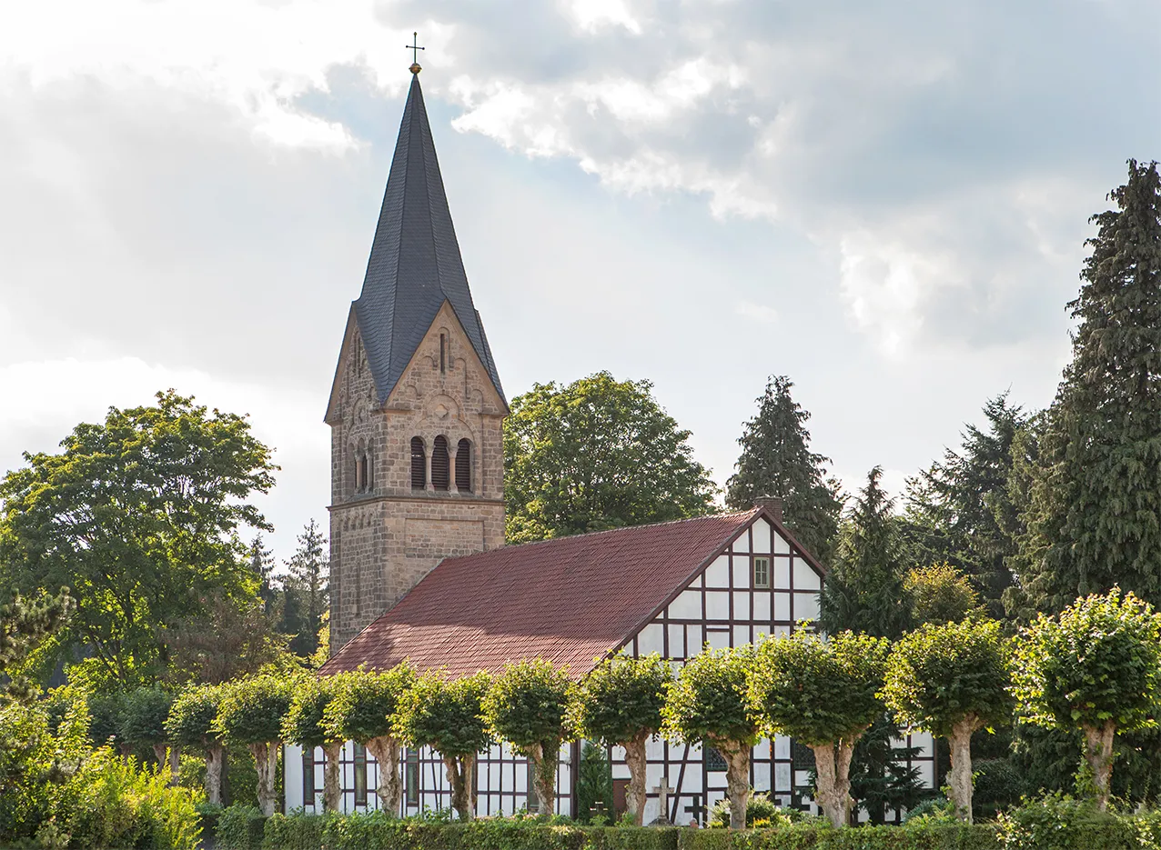 Photo showing: Evangelische Kirche Bergkirchen, Bad Salzuflen