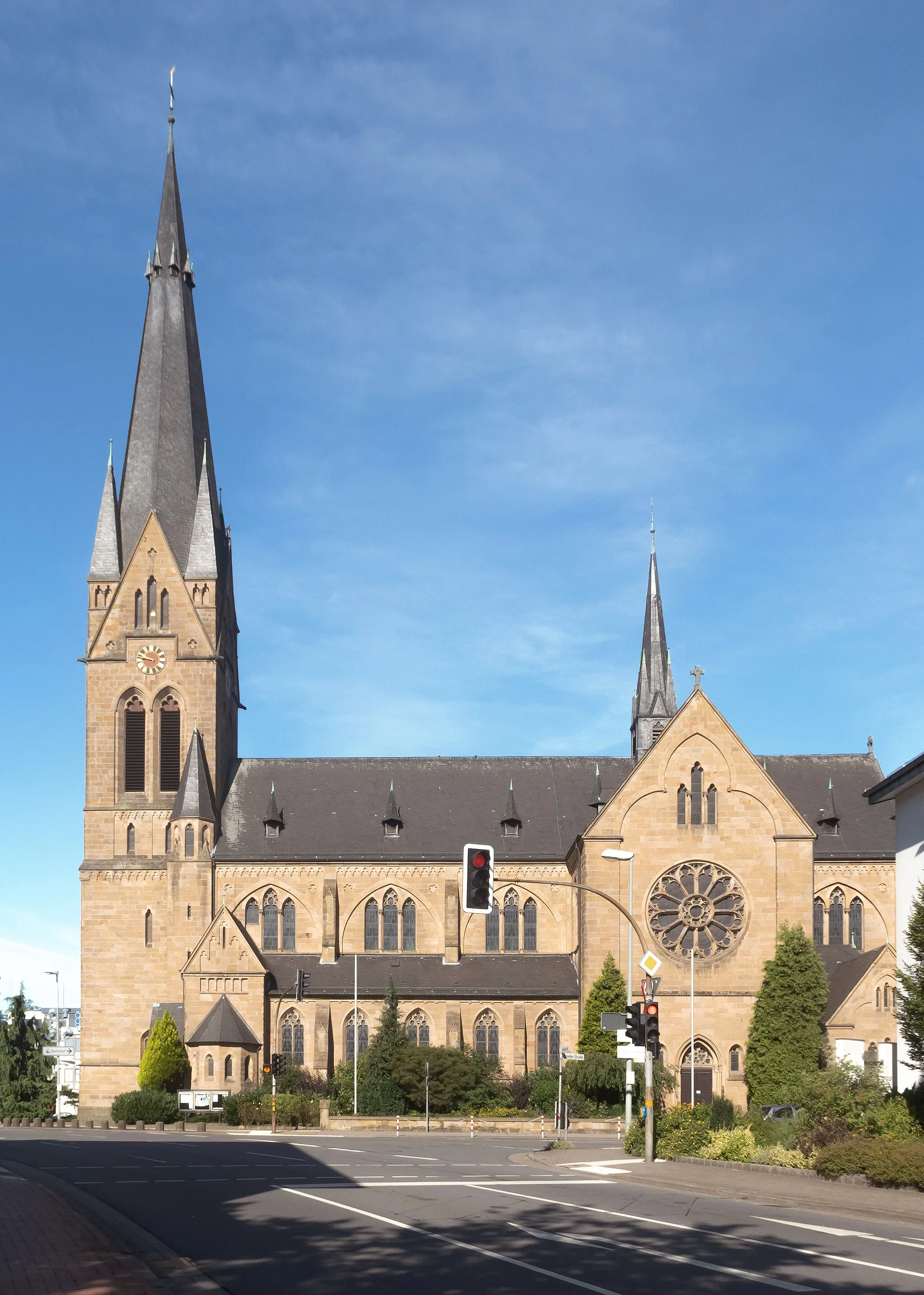 Photo showing: Georgsmarienhütte-Oesede, church: the Sankt Peter und Paul Kirche