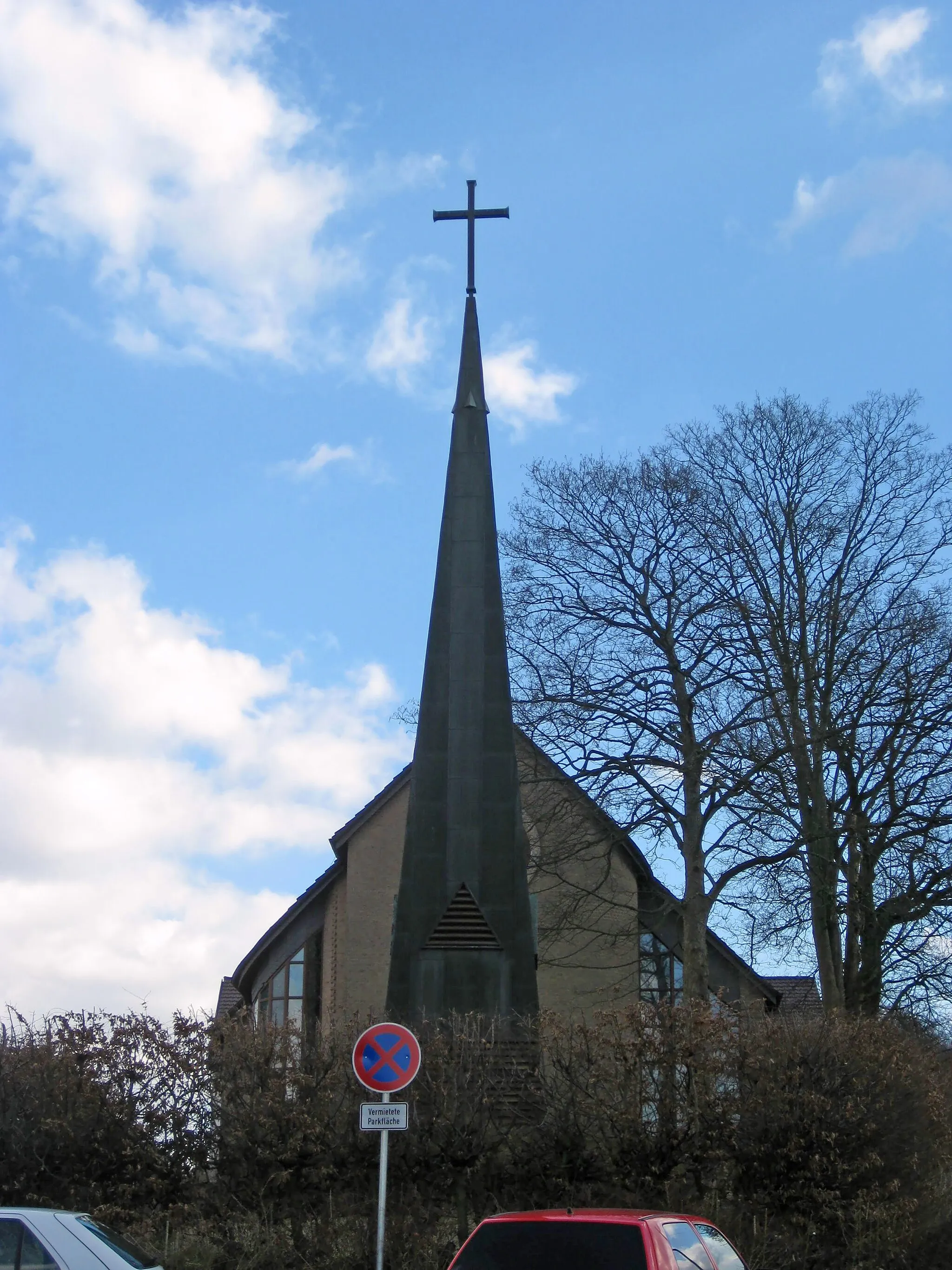Photo showing: lutheran parish church Stephanuskirche in Bielefeld-Gadderbaum