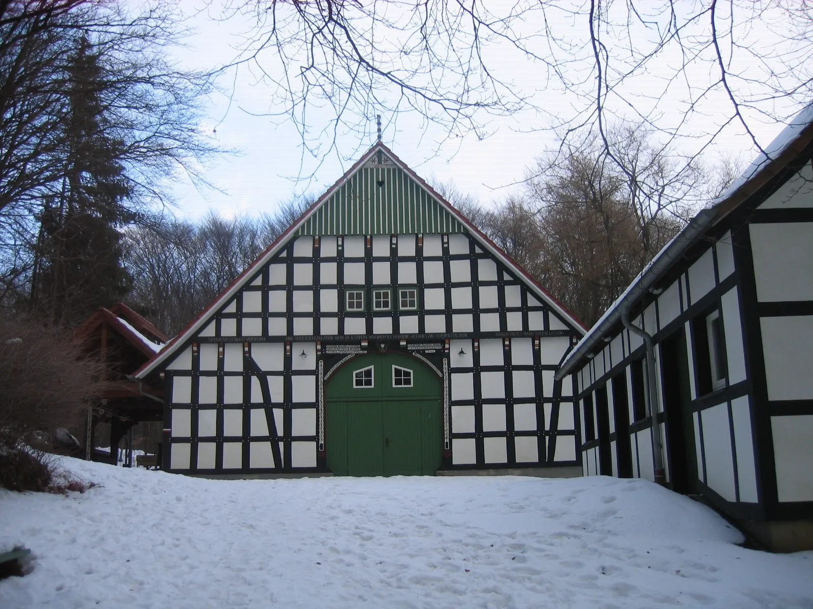 Photo showing: At Wittekind hiking trail at Wiehen Hills between Rödinghausen (District of  Herford) and Lübbecke (District of Minden-Lübbecke), North Rhine-Westphalia, Germany.