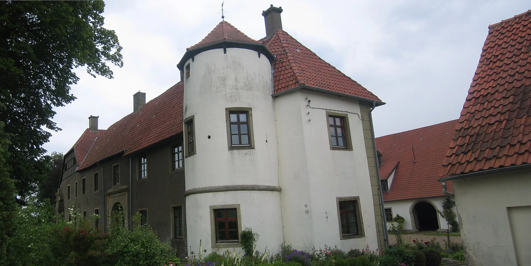 Photo showing: Kilver Castle in Rödinghausen, District of  Herford, North Rhine-Westphalia, Germany.
