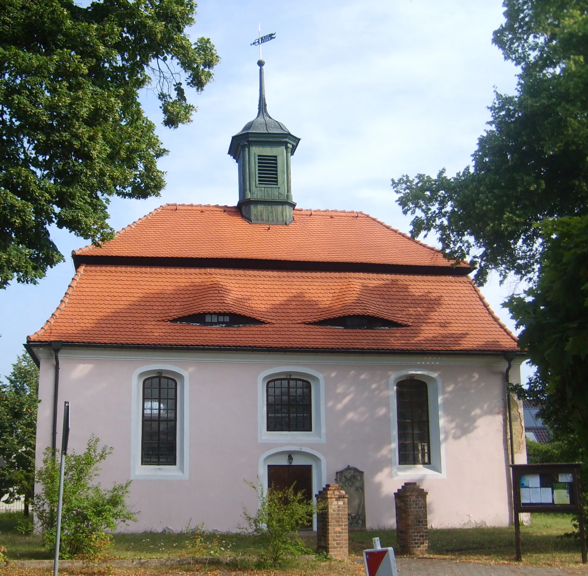 Photo showing: Dorfkirche in Döllingen