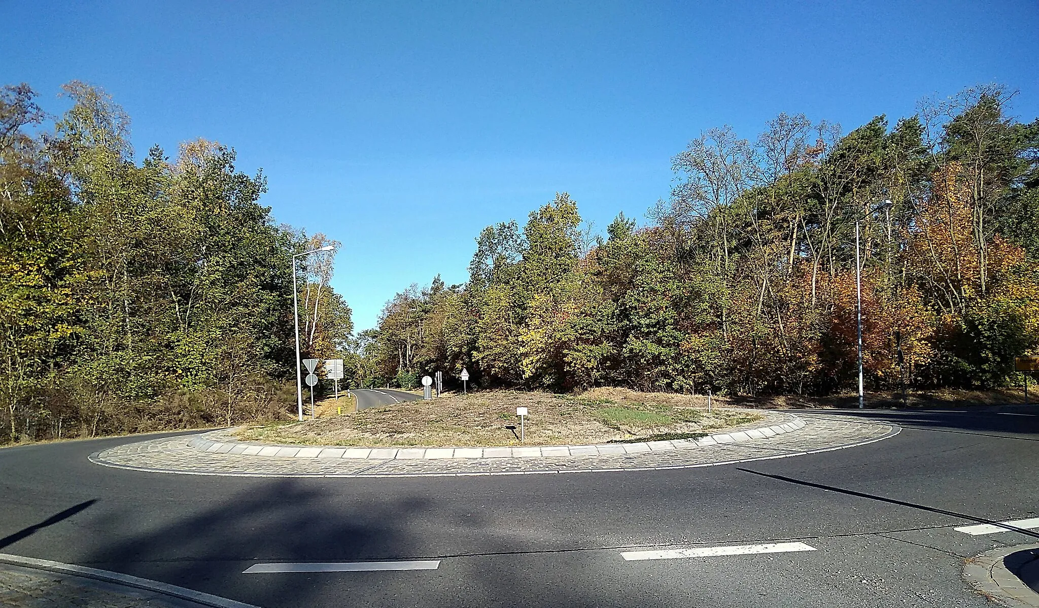 Photo showing: Berliner Straße im Elsterwerdaer Stadtteil Biehla.