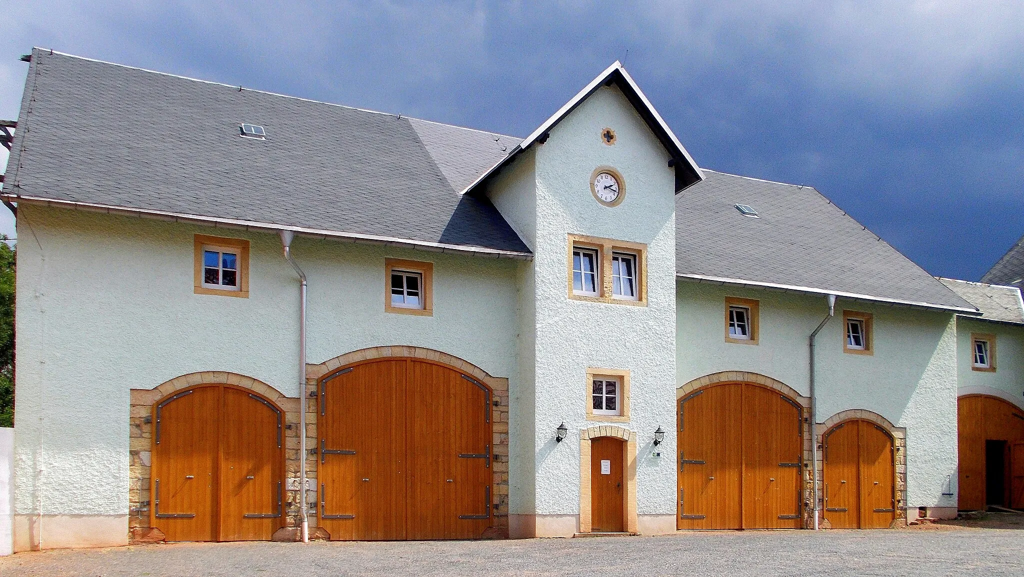 Photo showing: Ost-Gebäude auf dem Lindenhof Ulberndorf