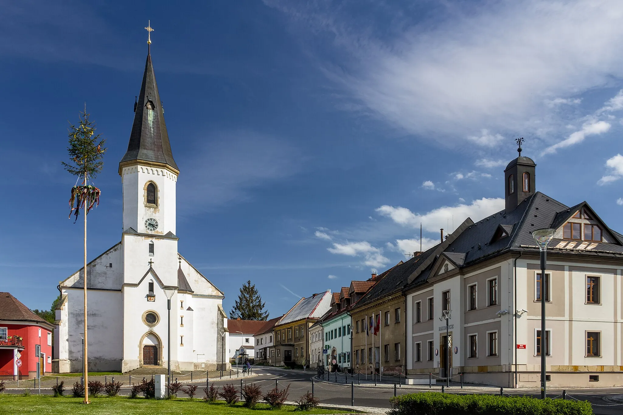 Photo showing: Svatovítské náměstí, Osečná