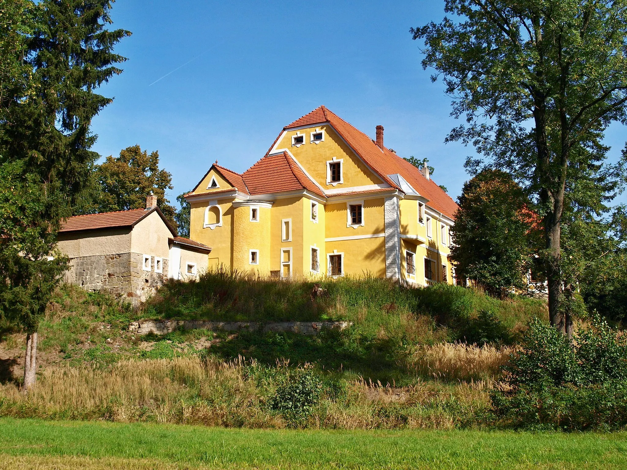 Photo showing: Zámek Velký Valtinov