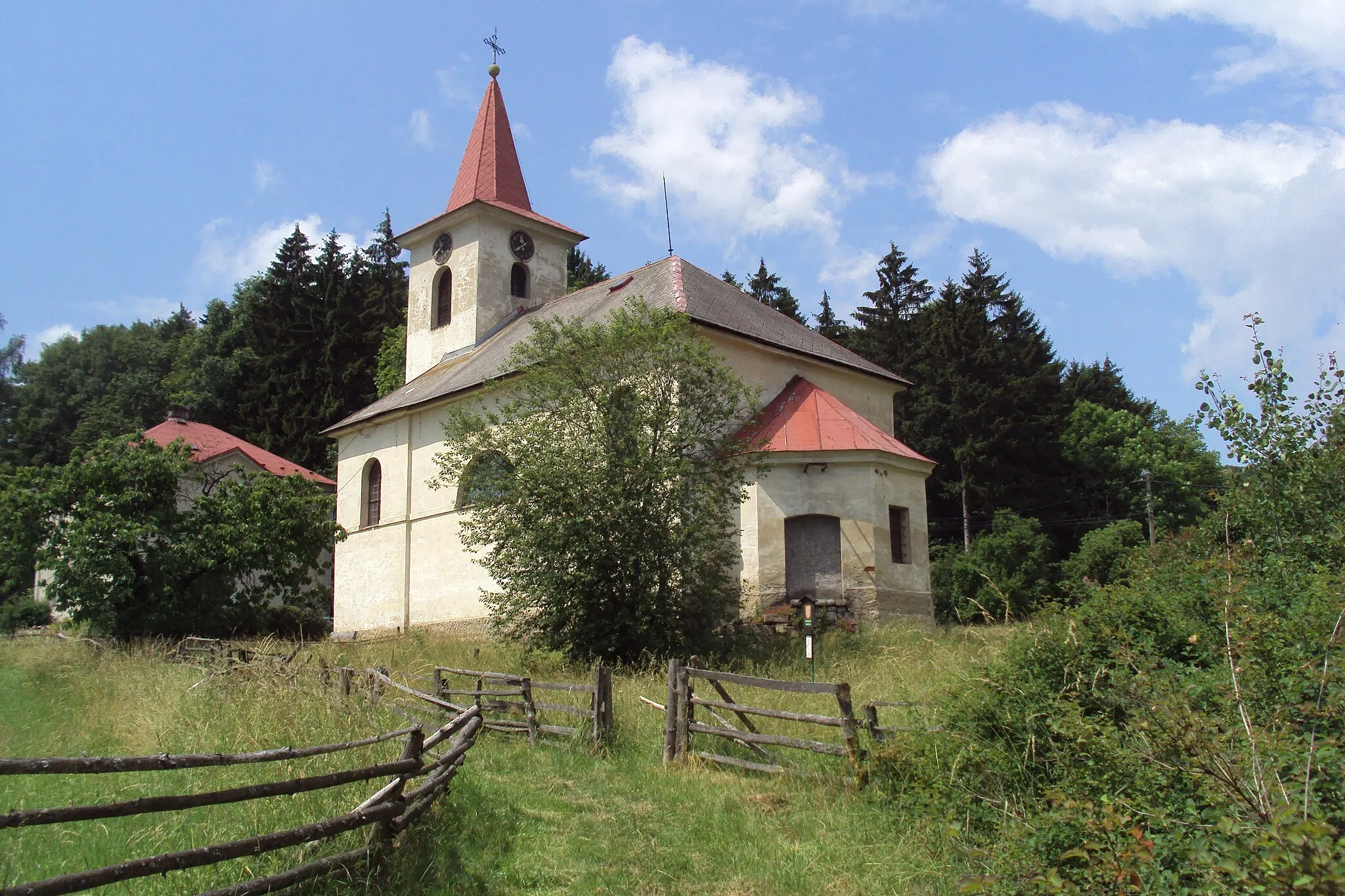 Photo showing: Kostel Nanebevzetí Panny Marie v Slunečné