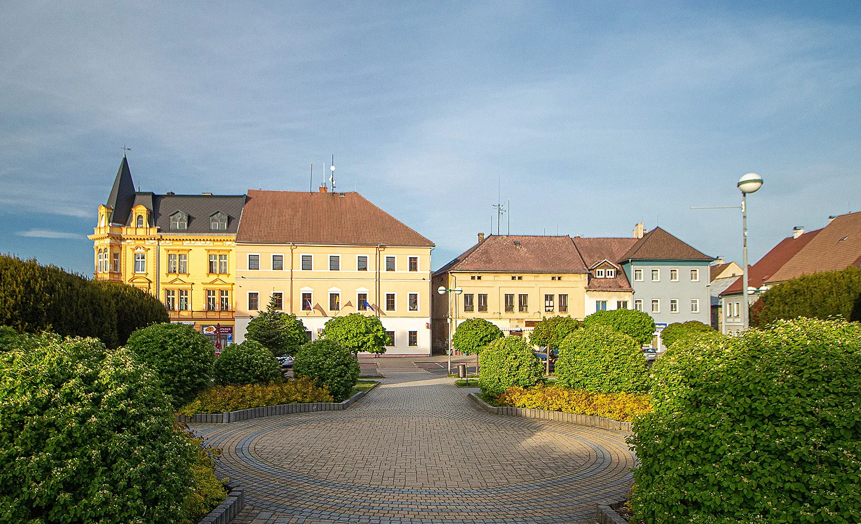 Photo showing: Cvikov, Náměstí Osvobození