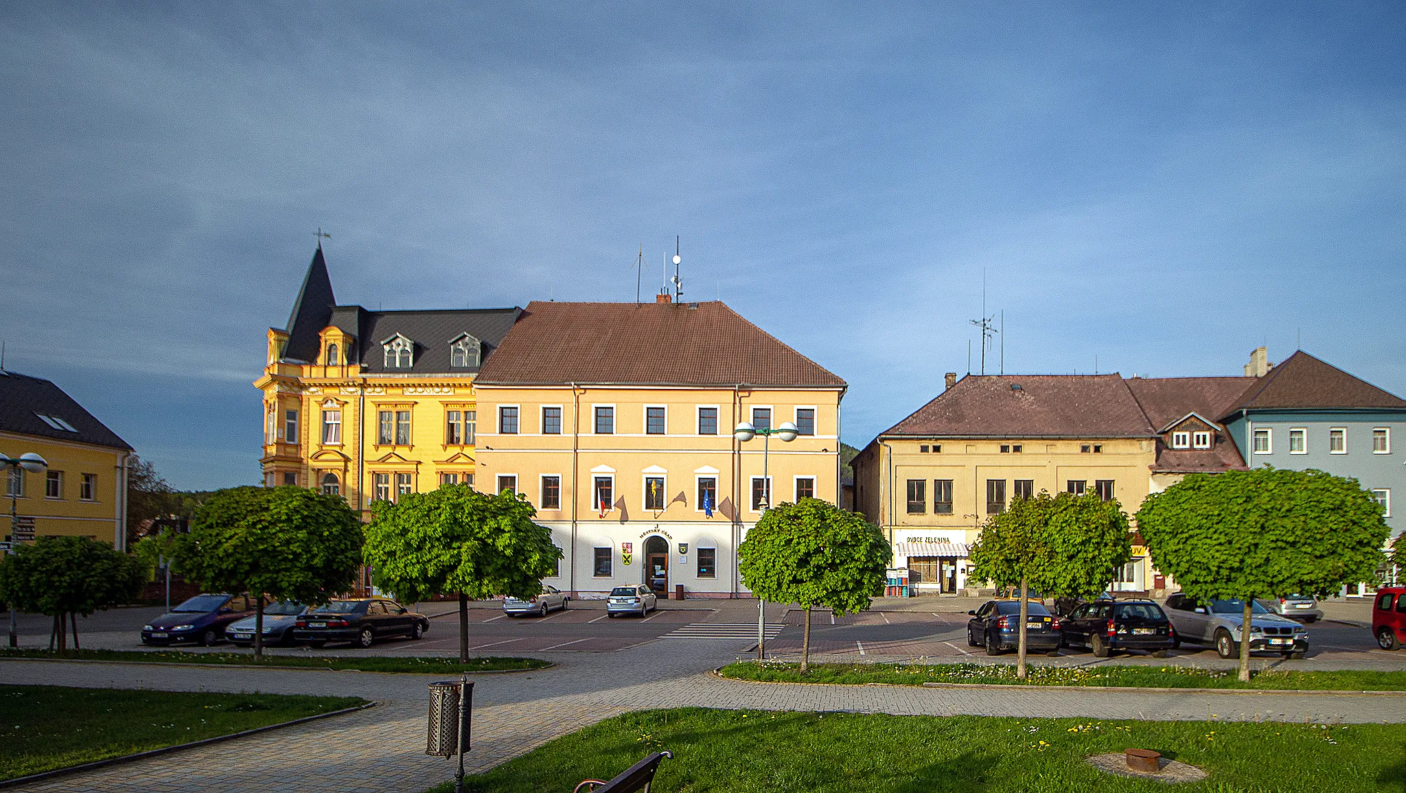 Photo showing: Cvikov, Náměstí Osvobození