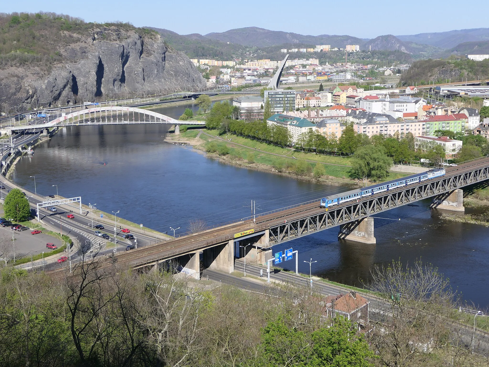 Photo showing: Blick auf die drei Elbbrücken von Usti nad Labem