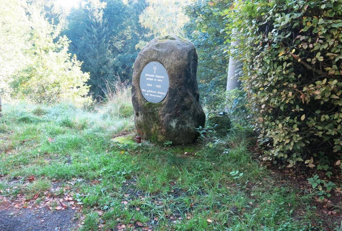 Photo showing: War memorial in Jetřichovice in Děčín District – entry no. 29232.