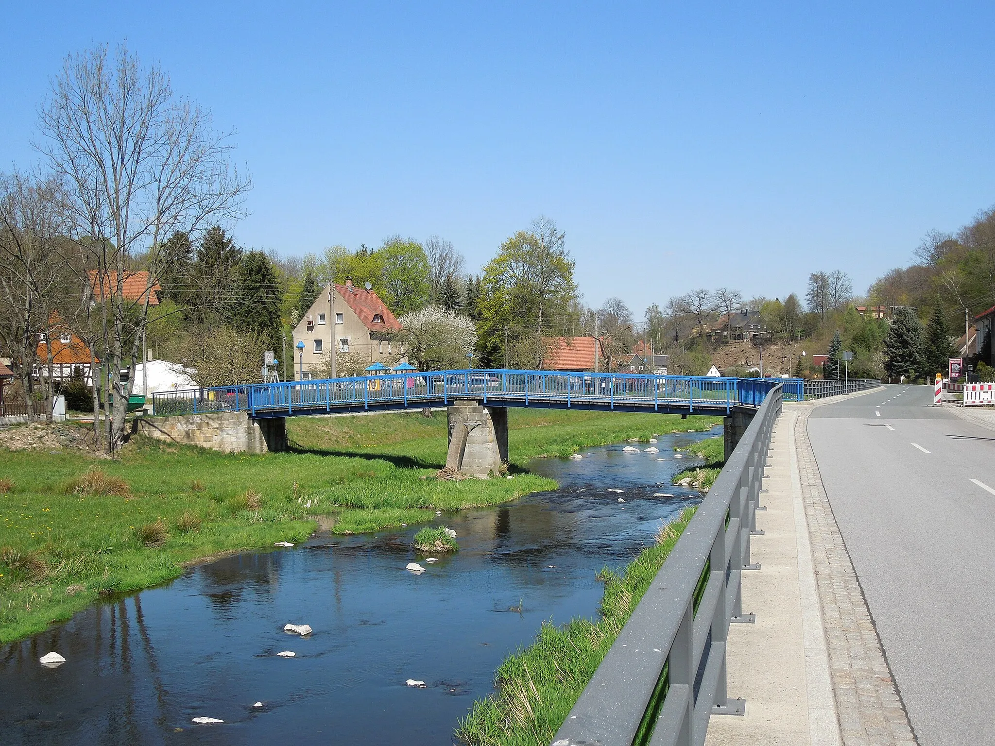 Photo showing: Kirchsteg in Hainewalde