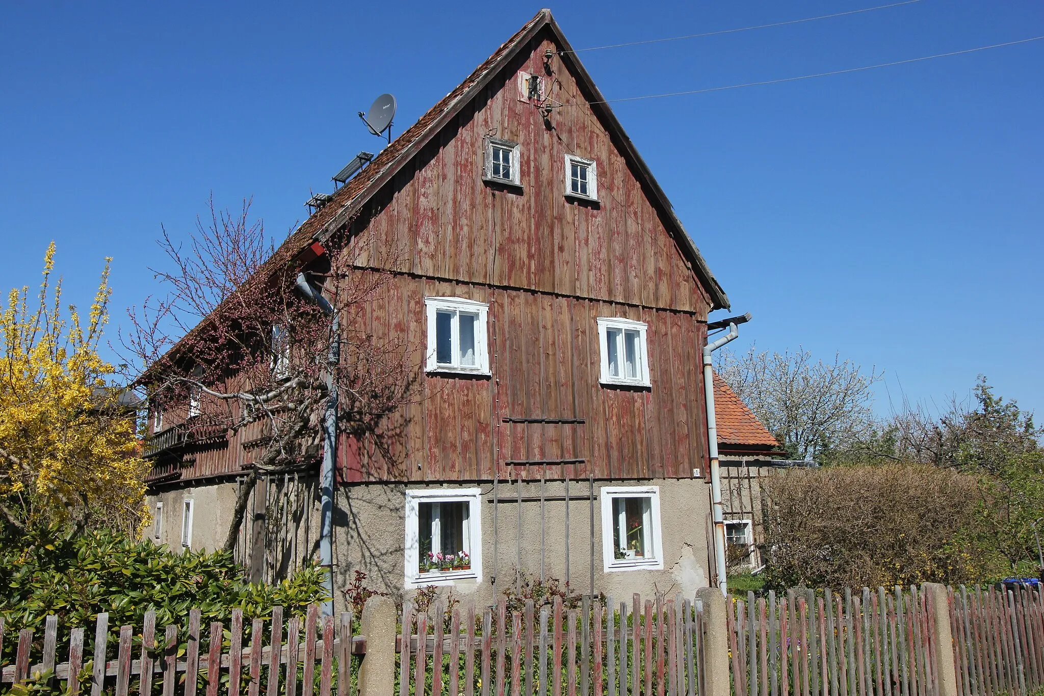 Photo showing: Domske na Friedricha Engelsowej čo. 1 w Bukecach (kulturny pomnik)
