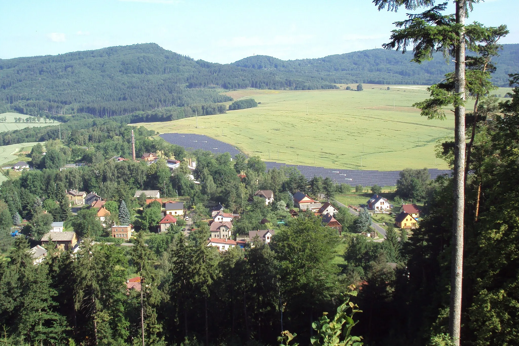 Photo showing: Pohled z cesty na Skalický vrch