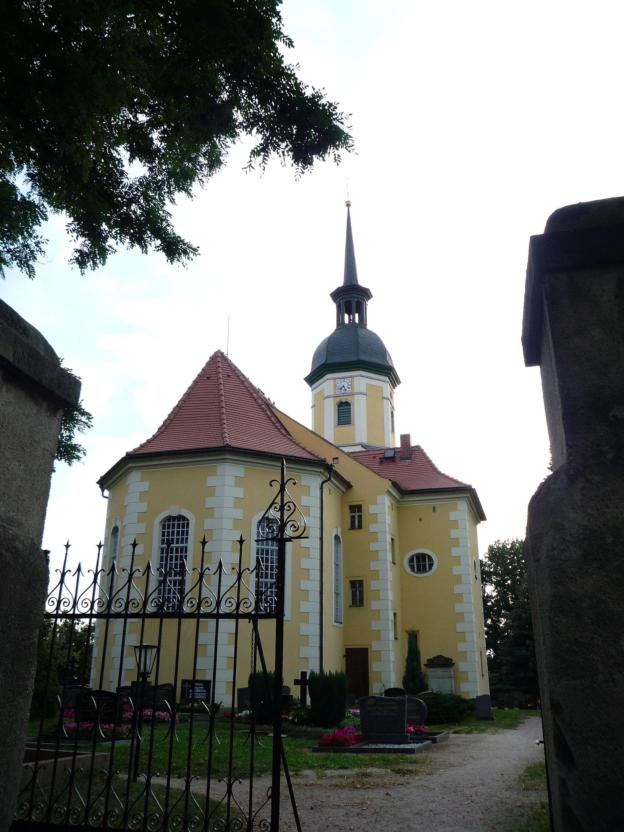Photo showing: Church in Gröbern (Niederau)
