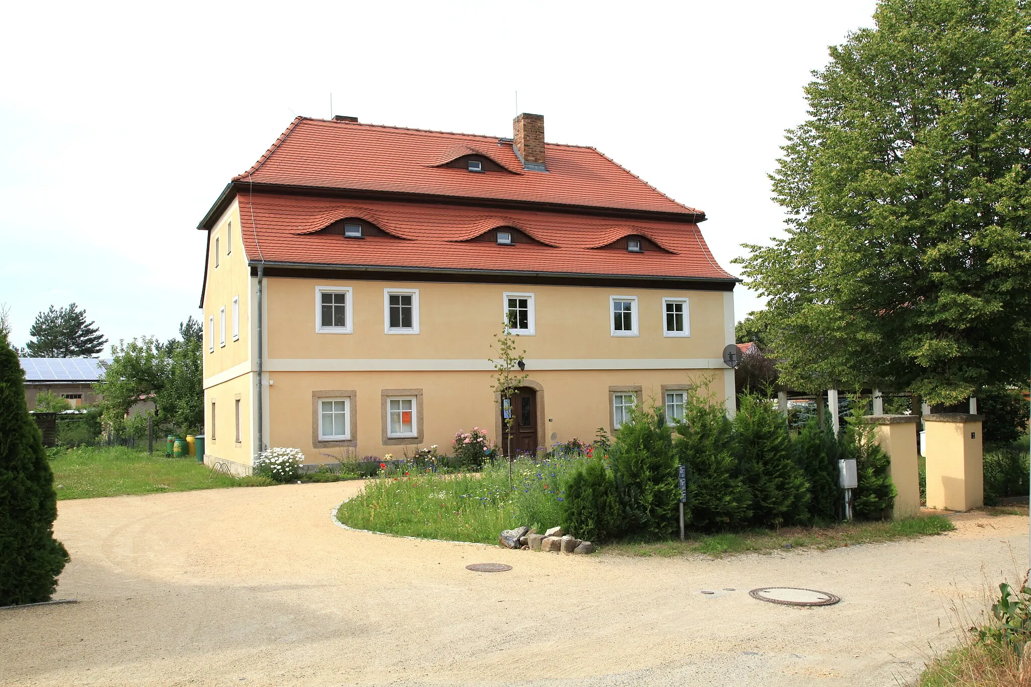 Photo showing: Pfarrhaus der Trinitatisgemeinde, An der Kirche in See, Niesky