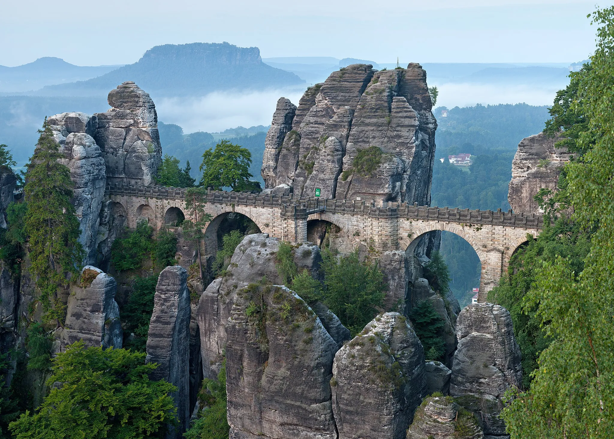 Photo showing: Bastei (Elbe Sandstone Mountains) in Saxony, Germany