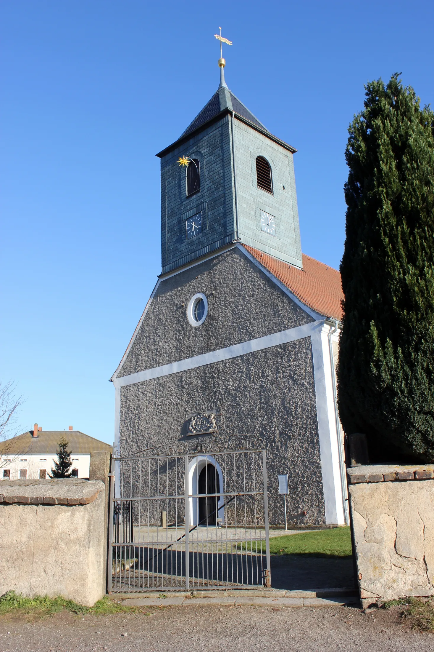 Photo showing: Hućinjanska ewangelska cyrkej.