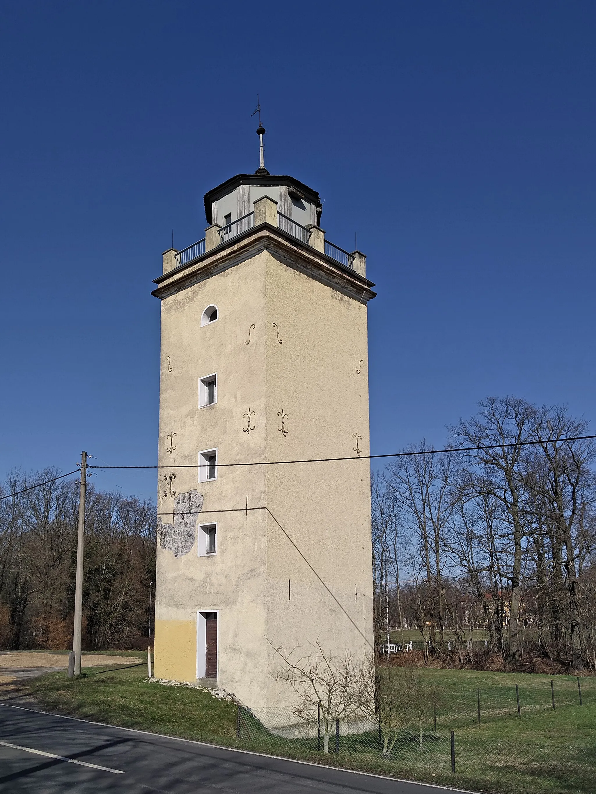 Photo showing: Wasserturm Kreba