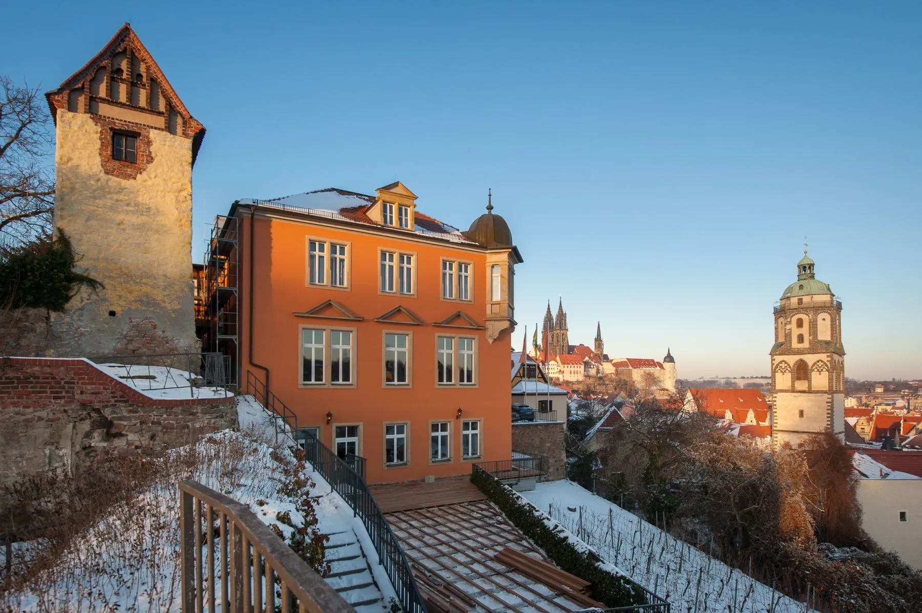 Photo showing: Domherrenhof in Meißen