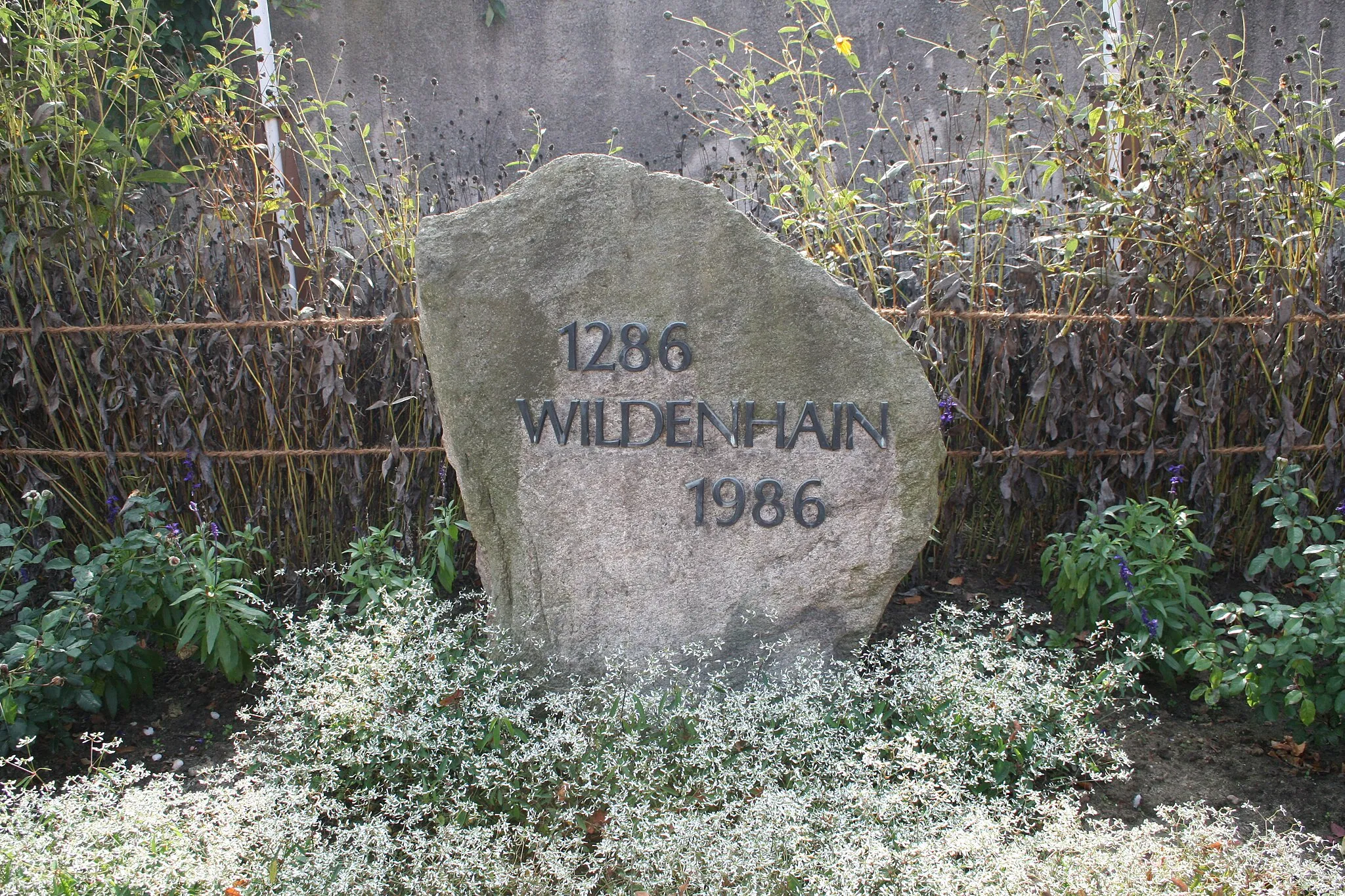 Photo showing: Gedenkstein in Wildenhain (Großenhain)