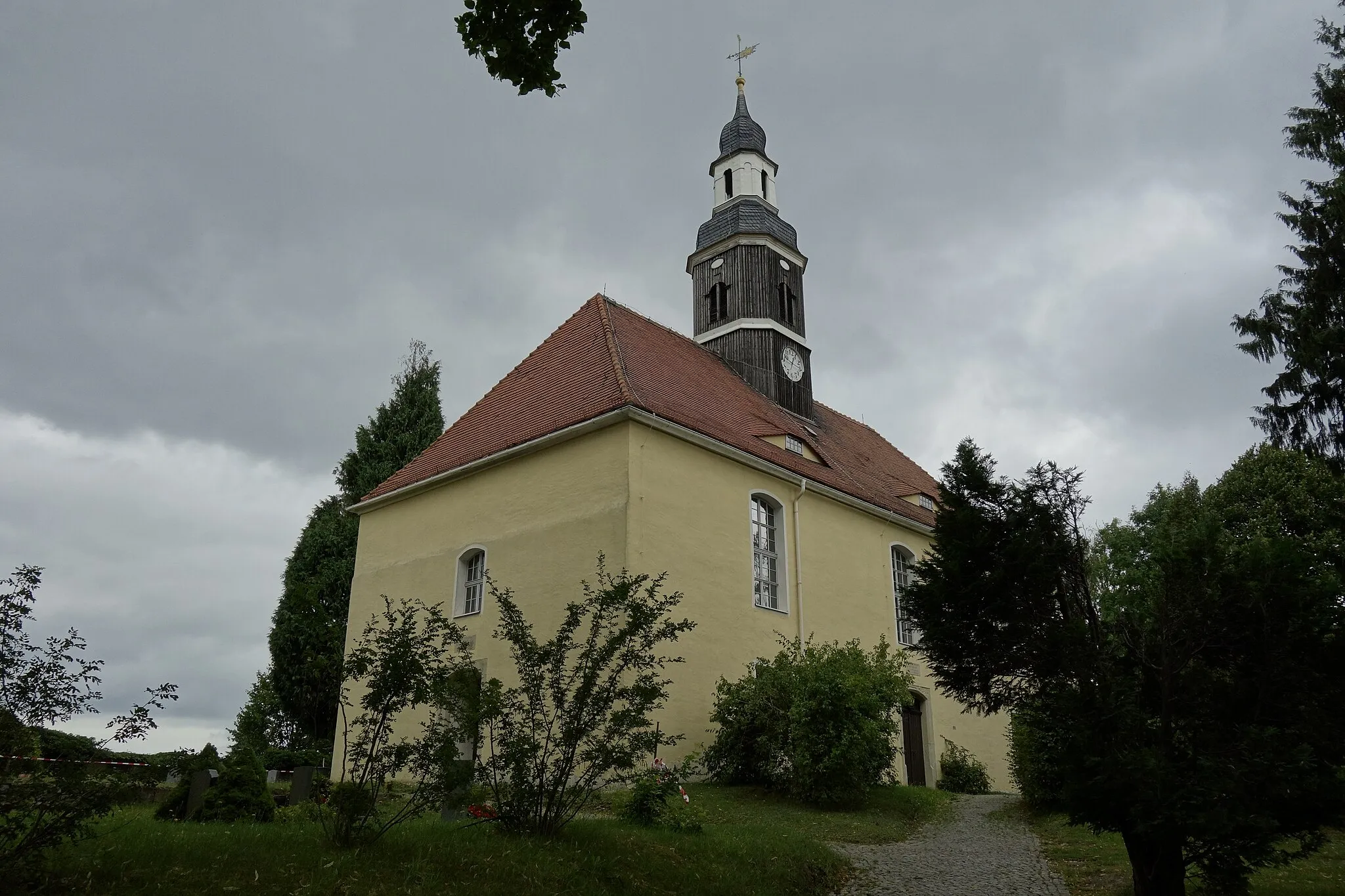 Photo showing: Kirche Reichenbach Juli 2017 (2)