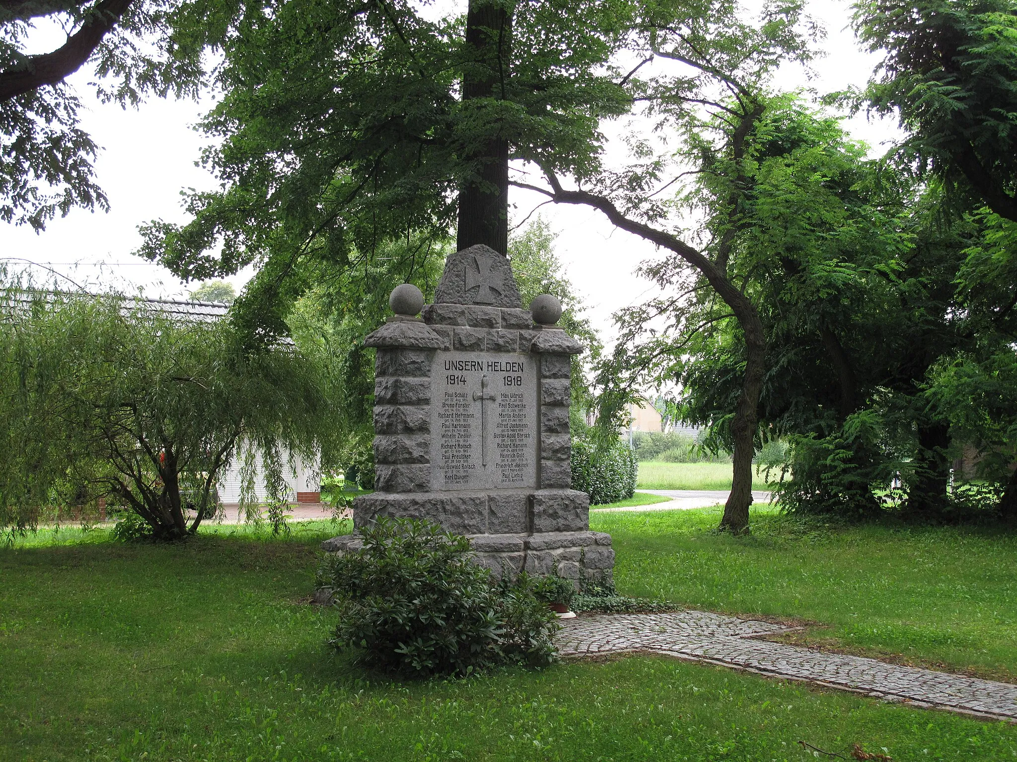 Photo showing: Memorial to the soldiers fallen in World War I from Kodersdorf