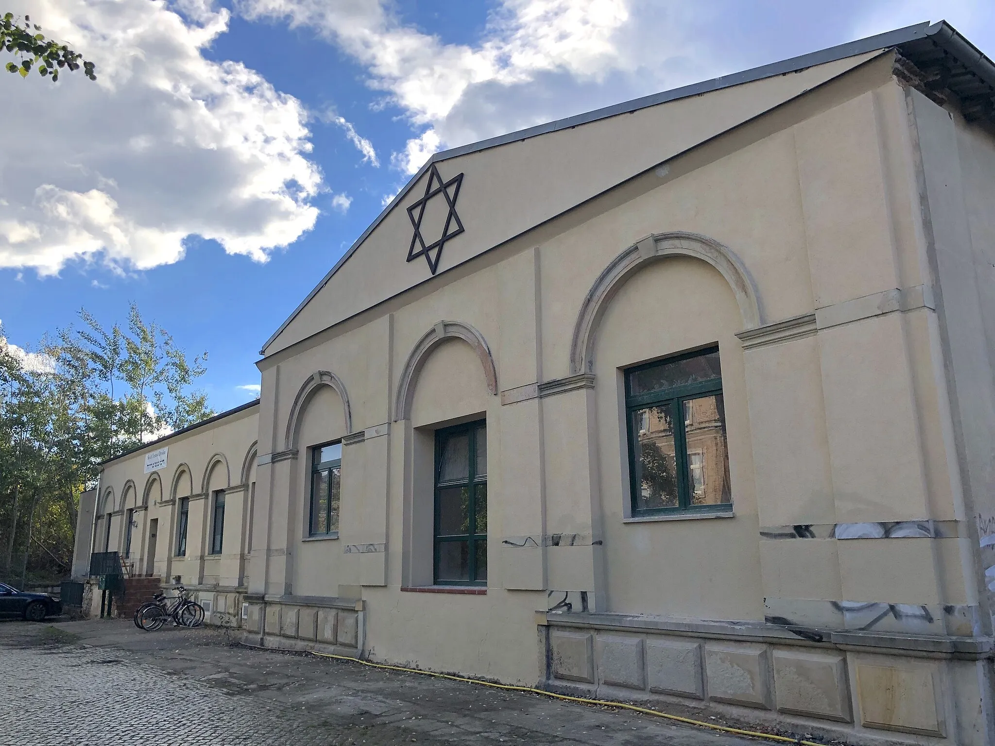 Photo showing: Synagogue Neustadt (Dresden) building front