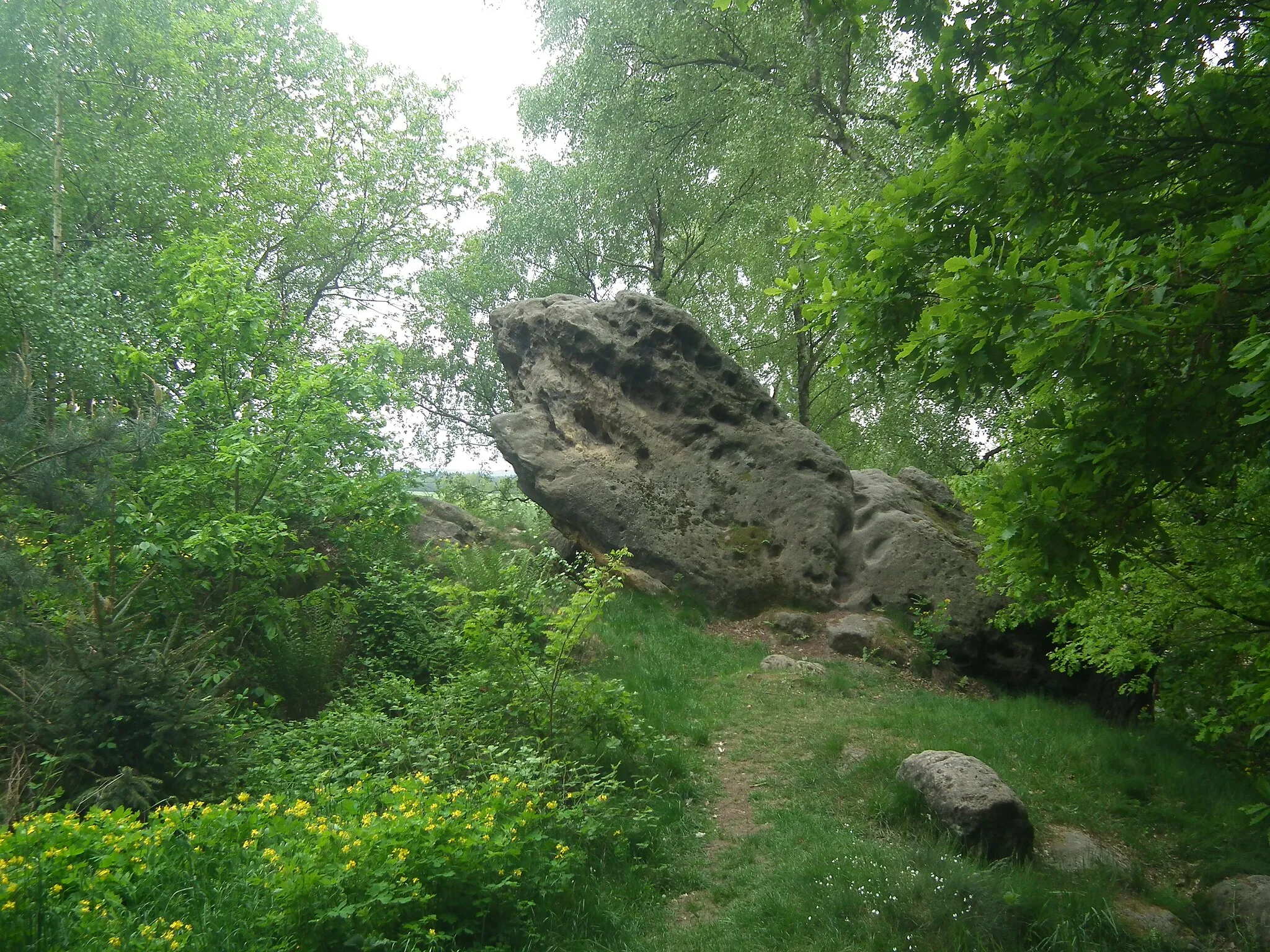 Photo showing: Kaiserkrone, Felsengruppe Postament für Wanderer