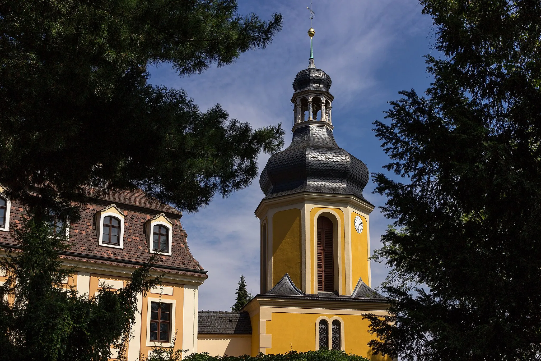 Photo showing: Kirche Landschloss Zuschendorf