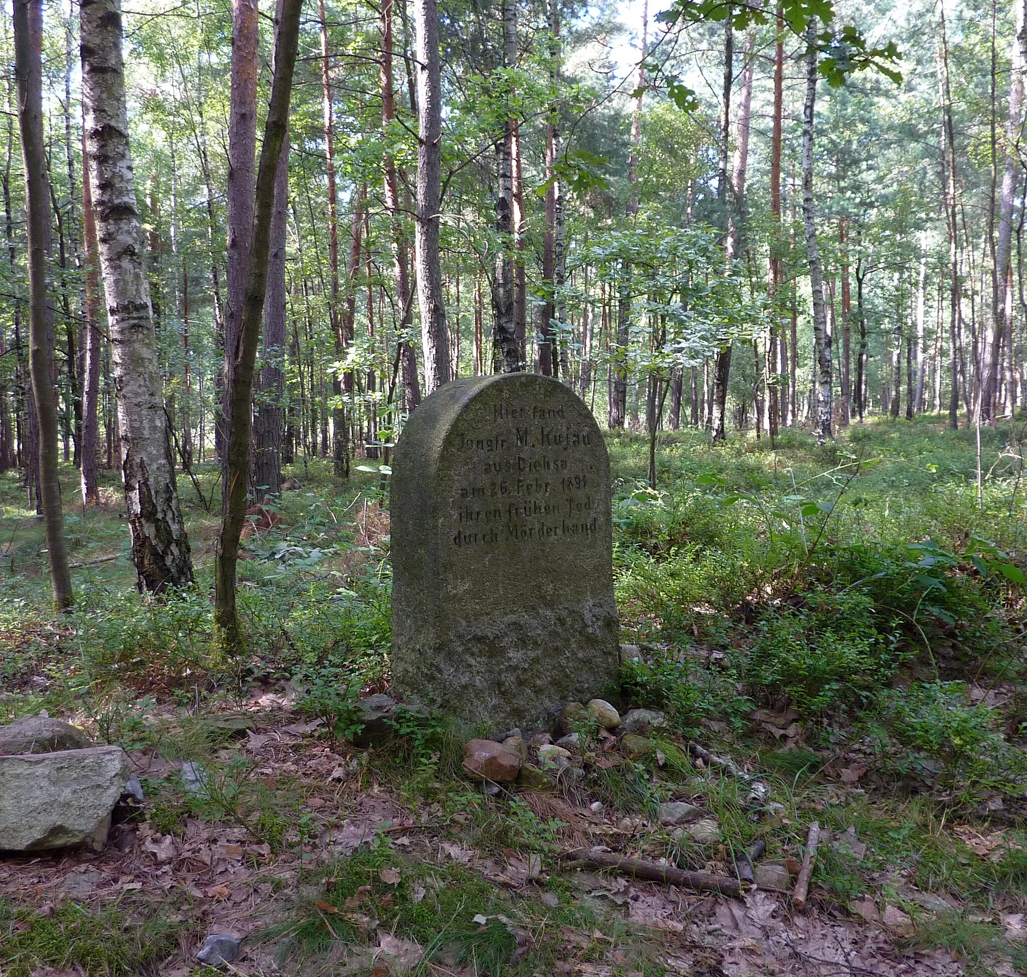 Photo showing: Diehsa, Gedenkstein im Oberwald