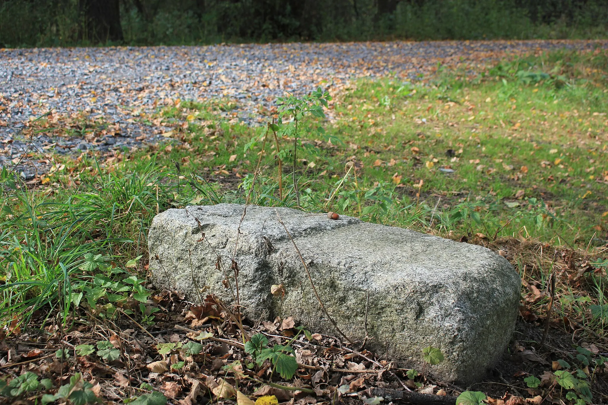 Photo showing: Historiski měznik w Dubrjenku (kulturny pomnik)