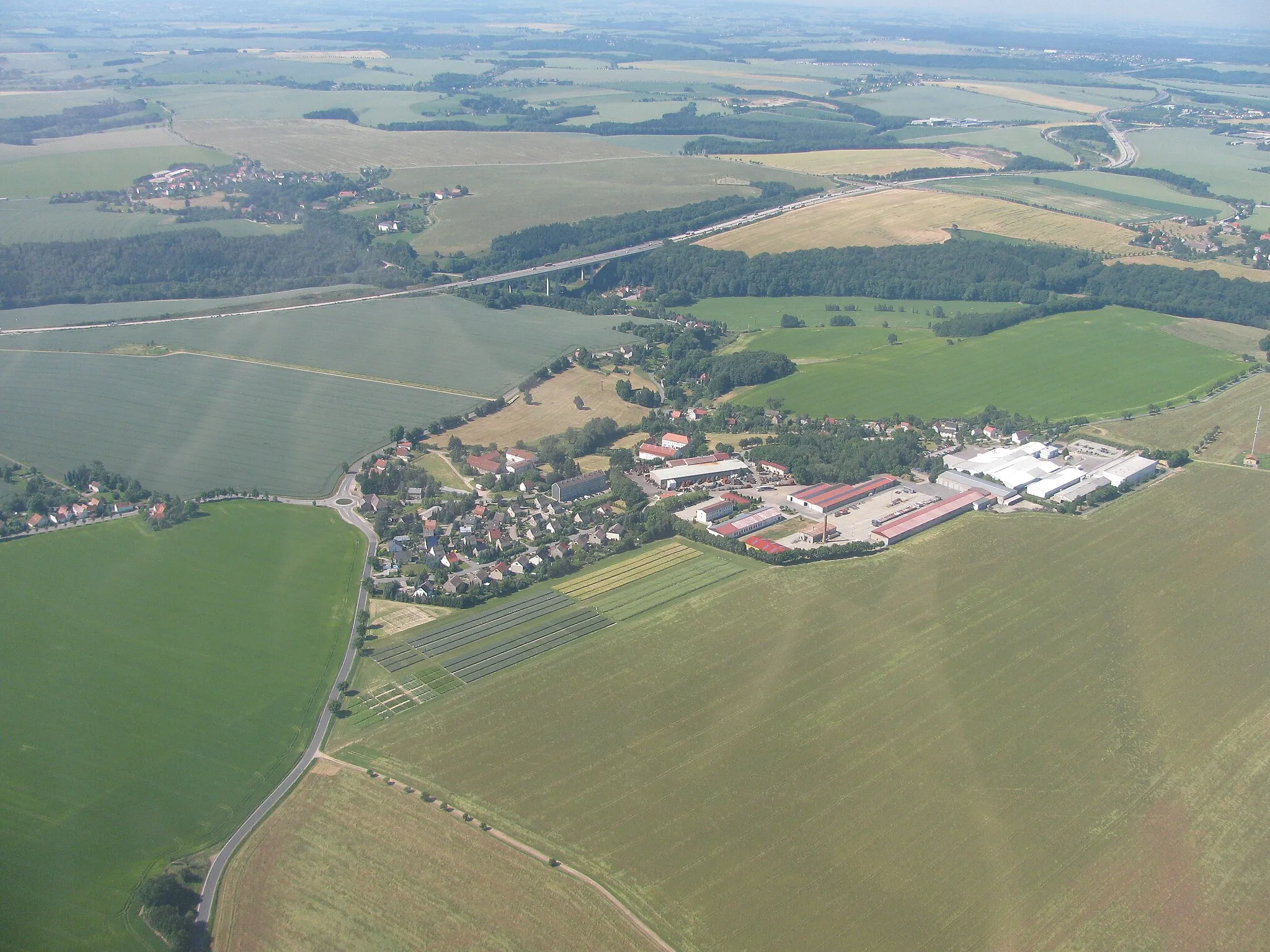 Photo showing: Luftbild Triebischtal-Groitzsch und Perne