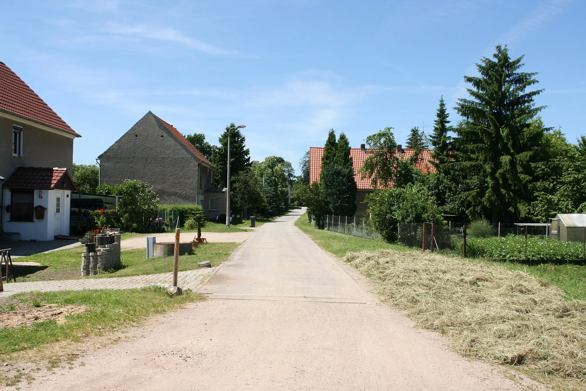 Photo showing: Zentendorfer Straße in Zentendorf, Gemeinde Neißeaue