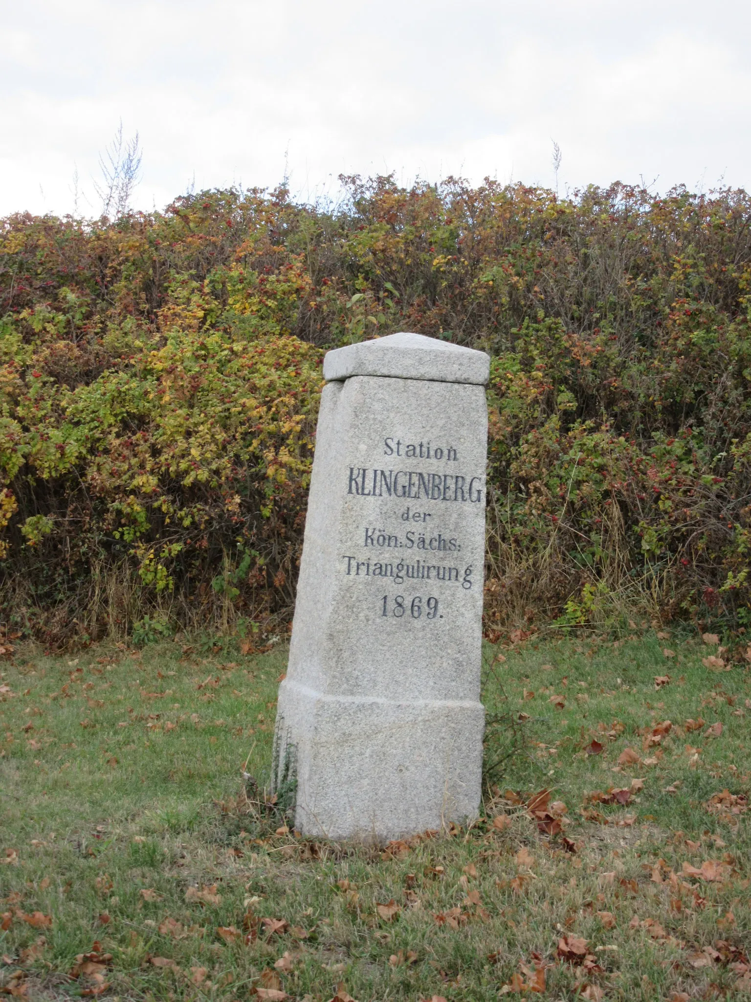 Photo showing: Station 78 Klingenberg der Königlich-Sächsischen Triangulirung