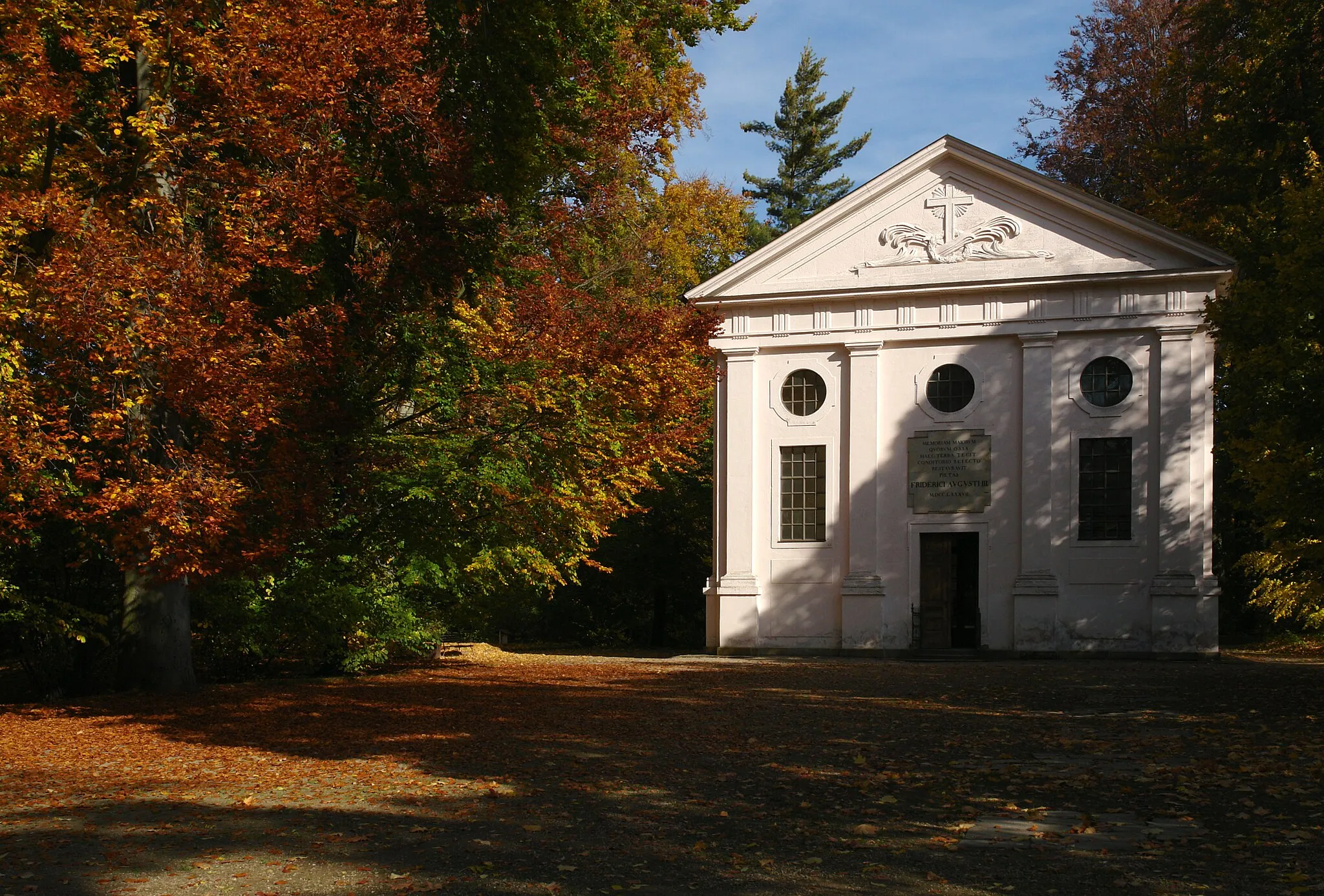 Photo showing: Mausoleum vom Kloster Altzella