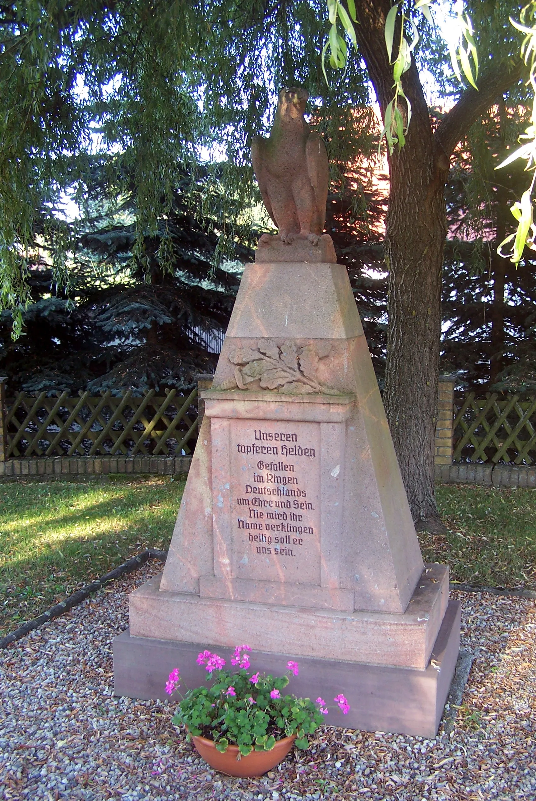 Photo showing: Denkmal für die Gefallenen des Ersten Weltkriegs in Sacka