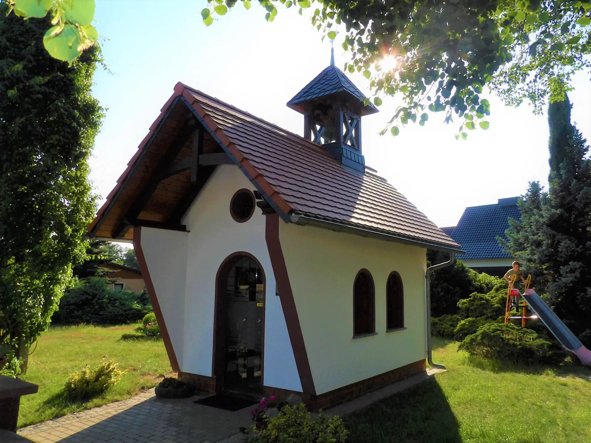 Photo showing: Die 2015 geweihte Kapelle in Lömischau