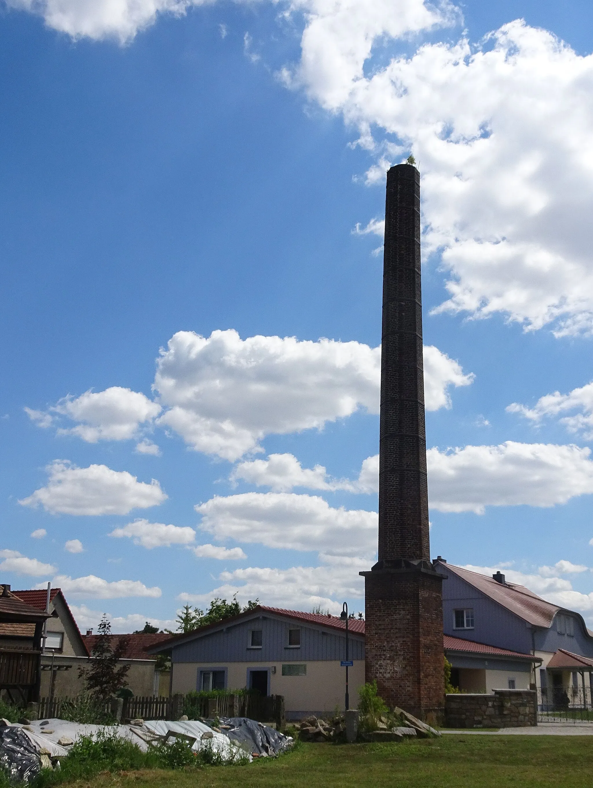 Photo showing: Brösa, Gemeinde Malschwitz, denkmalgeschützter Schornstein