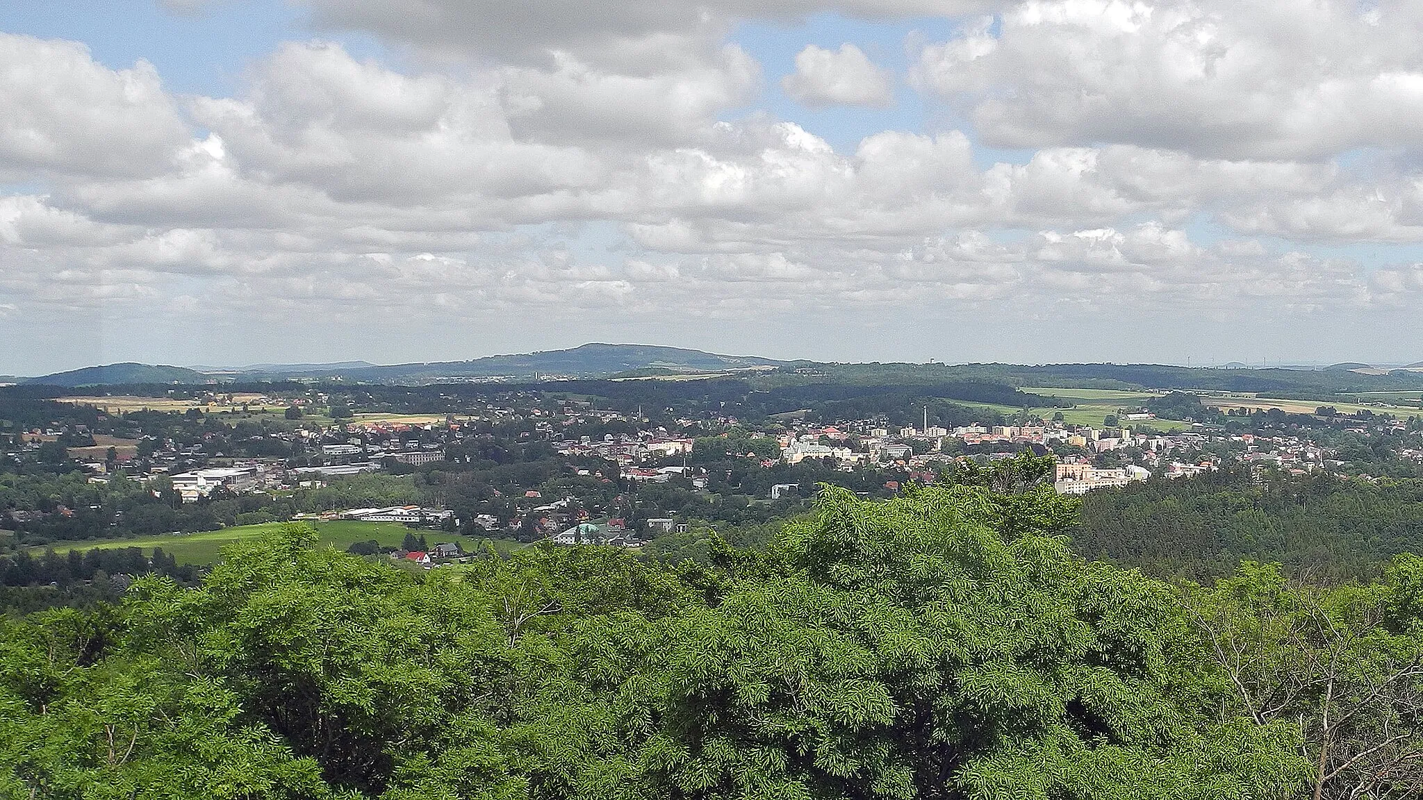 Photo showing: Blick vom Rauchberg (Dymník) auf die Stadt Rumburg (Rumburk)